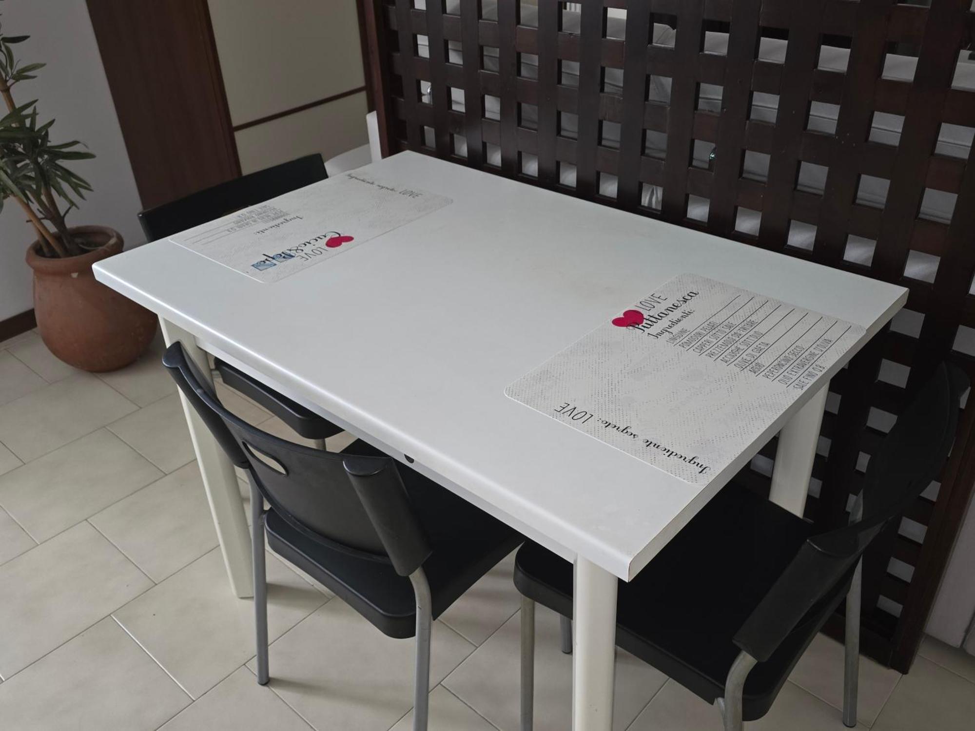 פסקיארה דל גארדה La Torretta Apartment מראה חיצוני תמונה