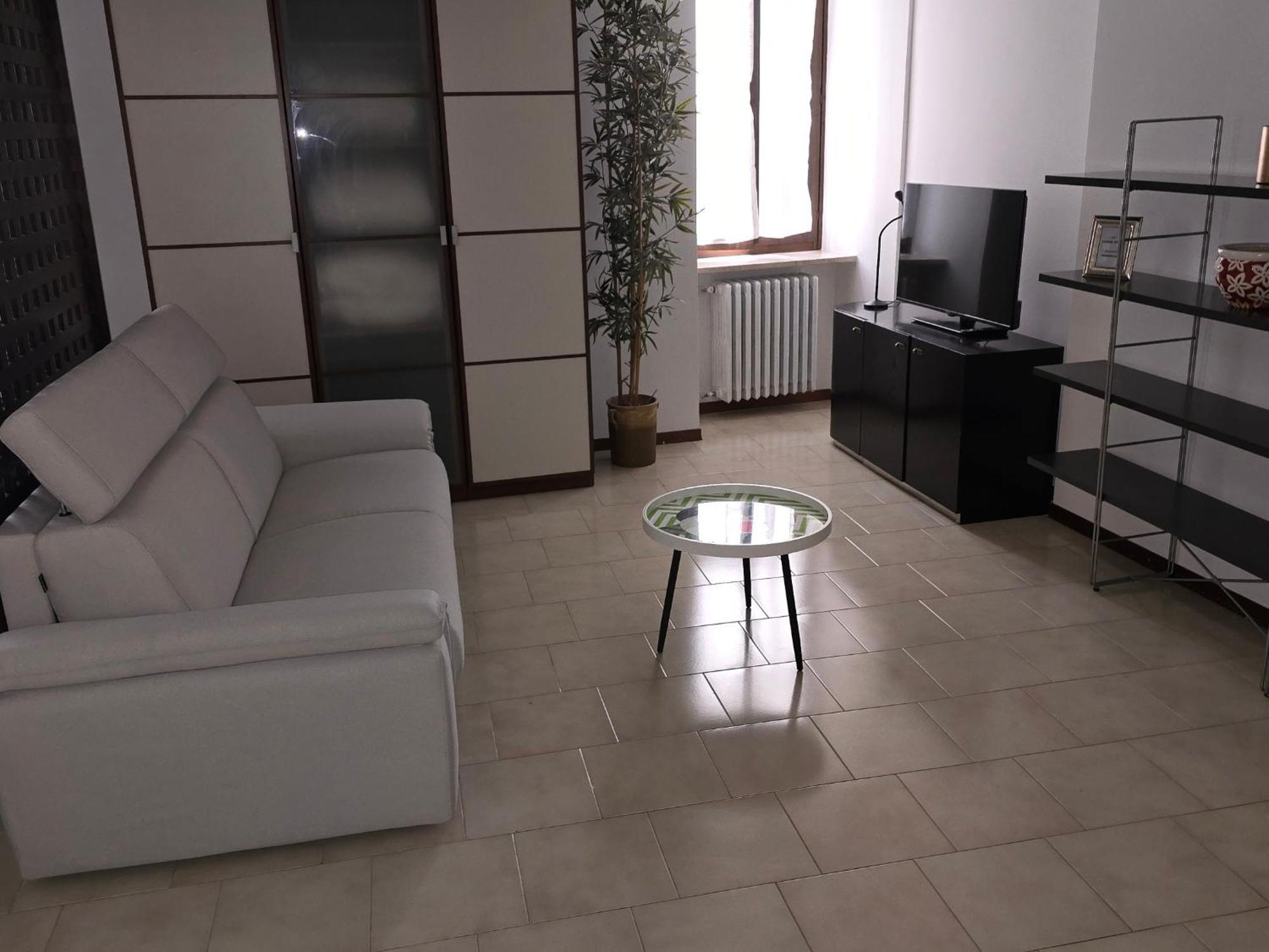 פסקיארה דל גארדה La Torretta Apartment מראה חיצוני תמונה