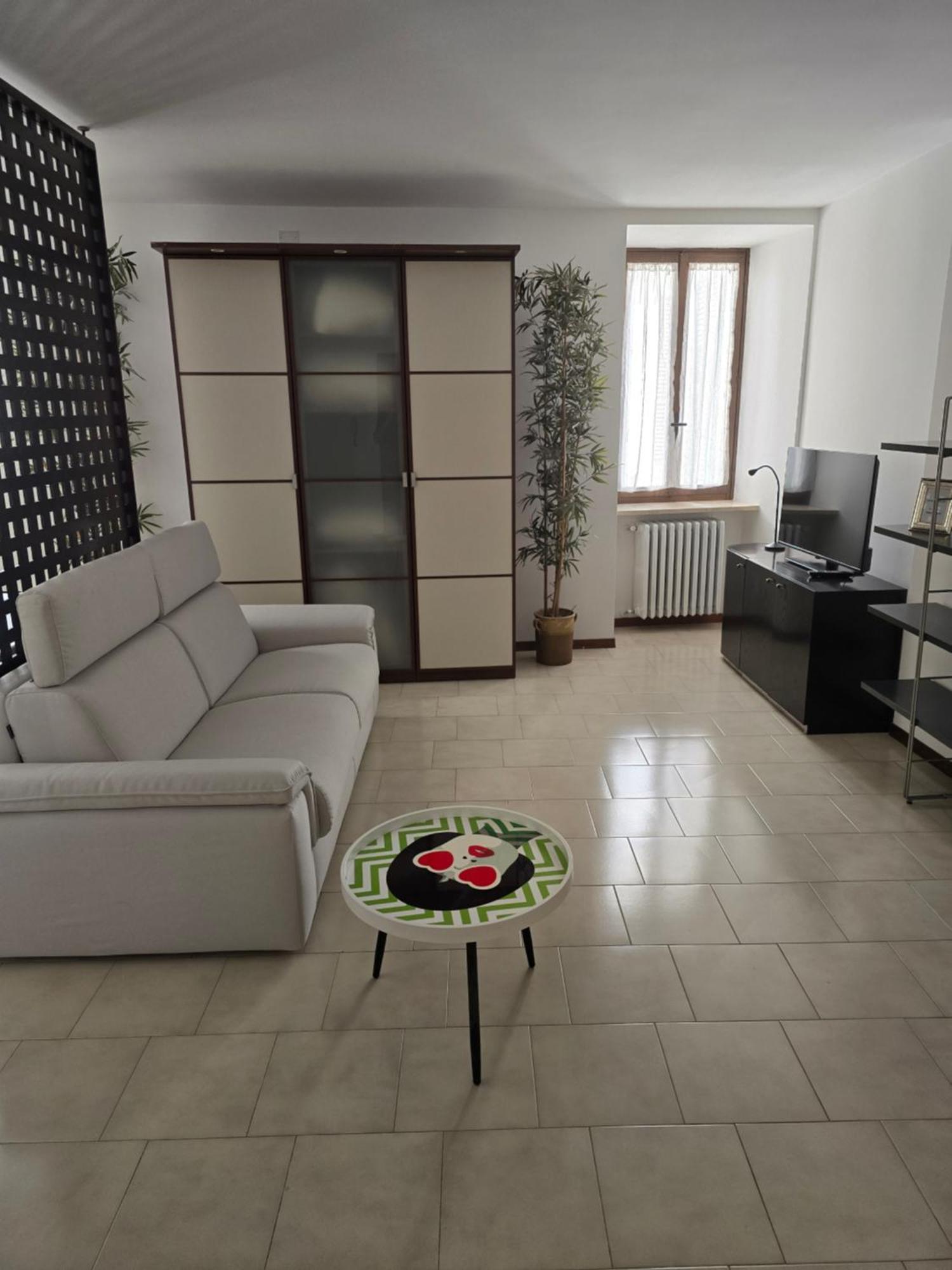 פסקיארה דל גארדה La Torretta Apartment מראה חיצוני תמונה