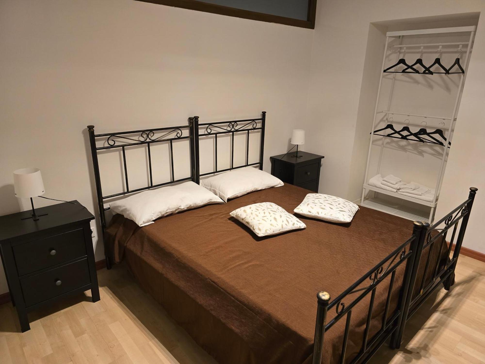 פסקיארה דל גארדה La Torretta Apartment מראה חיצוני תמונה