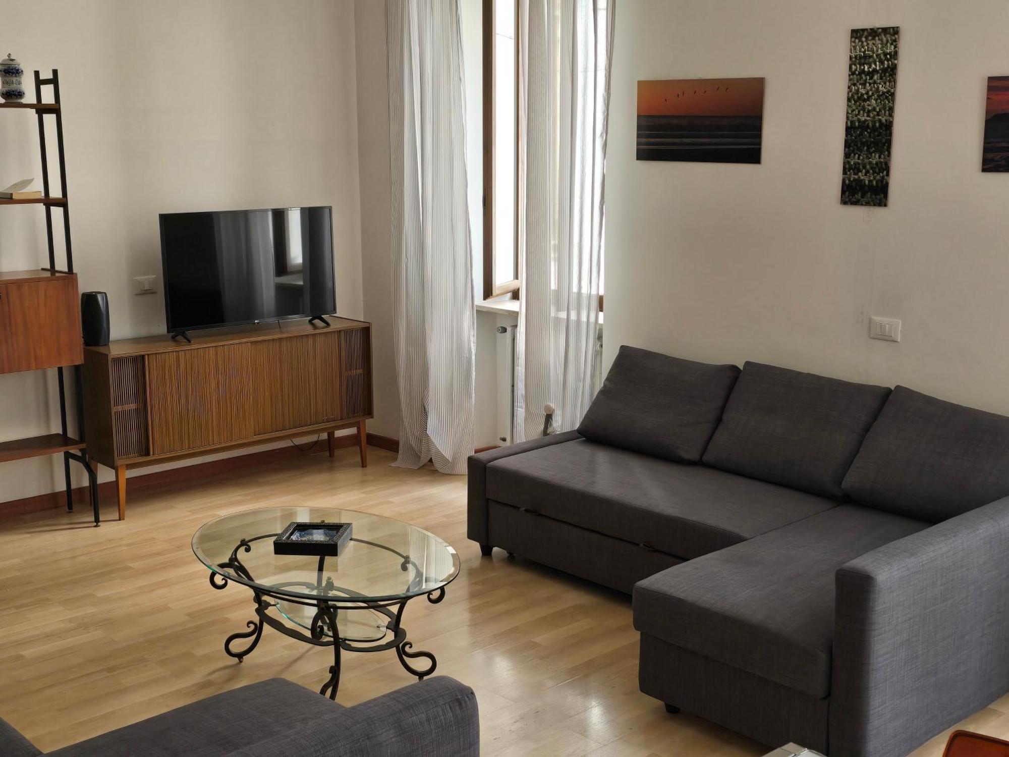 פסקיארה דל גארדה La Torretta Apartment מראה חיצוני תמונה