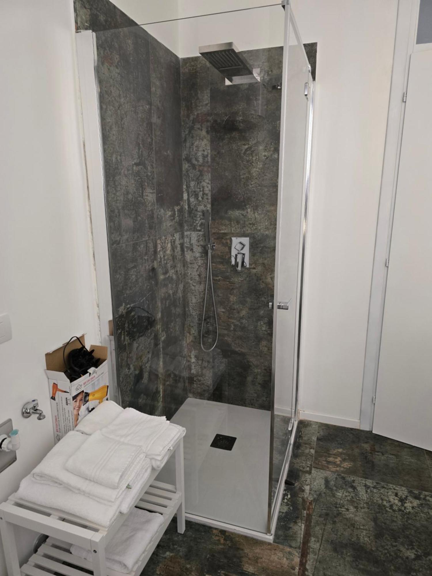 פסקיארה דל גארדה La Torretta Apartment מראה חיצוני תמונה