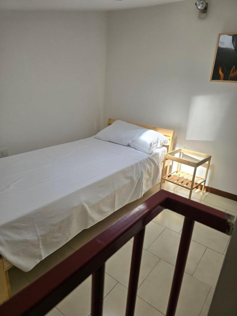 פסקיארה דל גארדה La Torretta Apartment מראה חיצוני תמונה