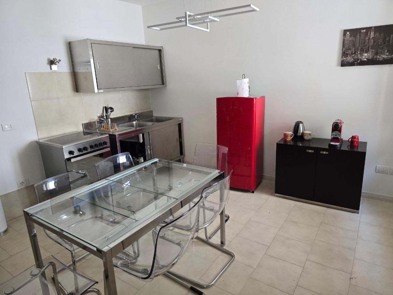 פסקיארה דל גארדה La Torretta Apartment מראה חיצוני תמונה